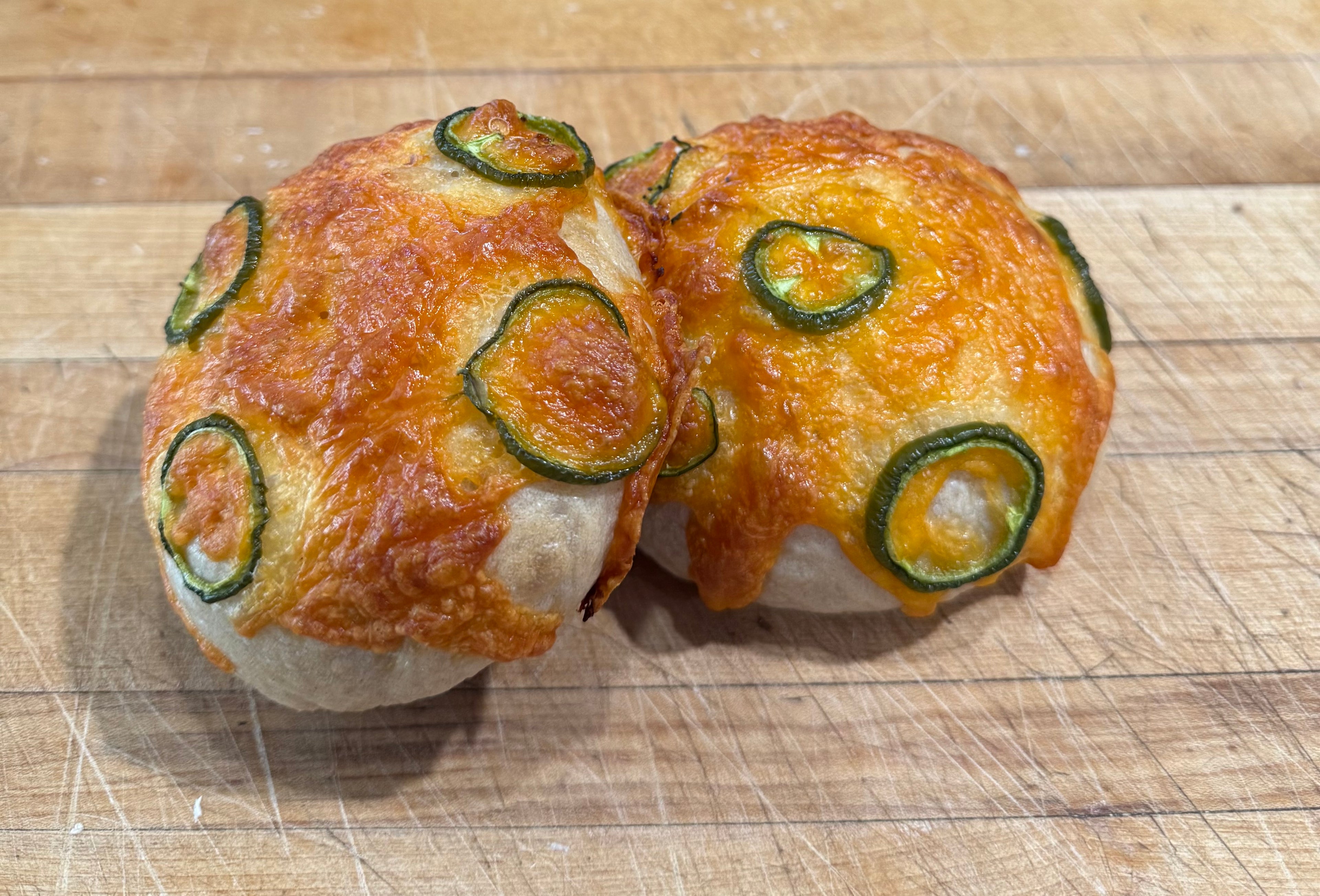 Jalapeno Cheddar Bagels